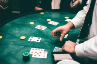Club admiral casinГІ biz, sala di poker monarch casino